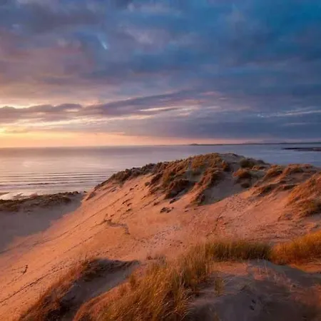Home, One Minute From The Beach And Pubs Strandhill